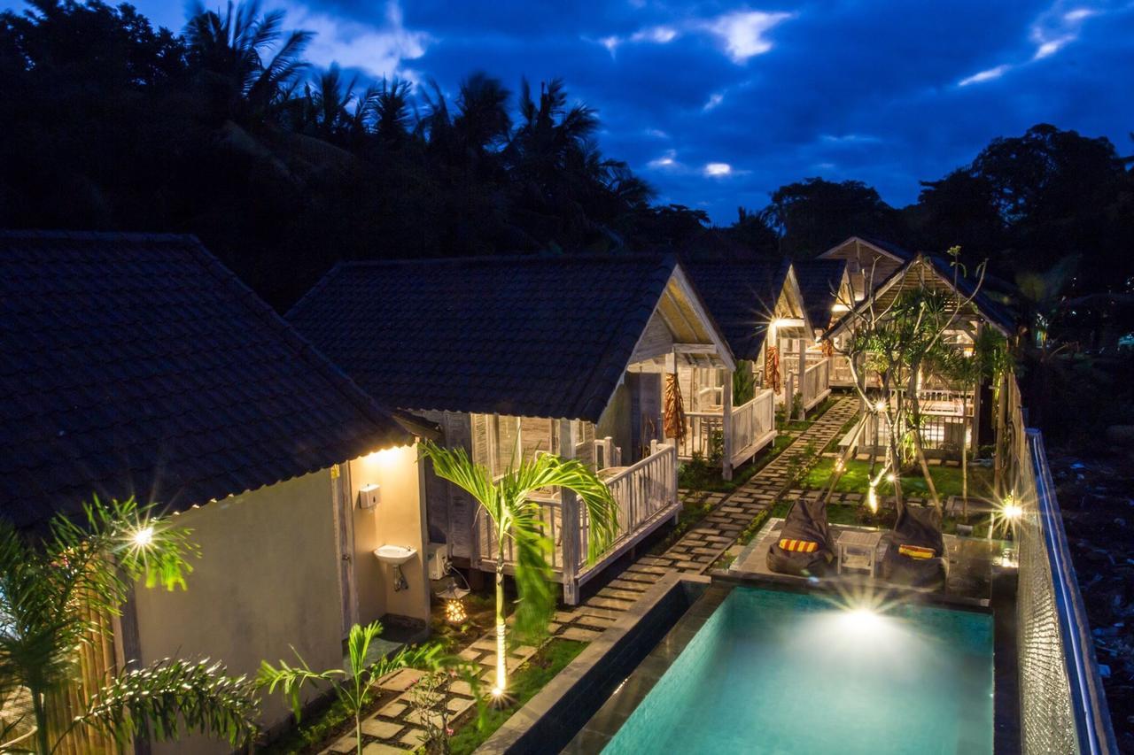 The Syron Huts Lembongan Otel Dış mekan fotoğraf