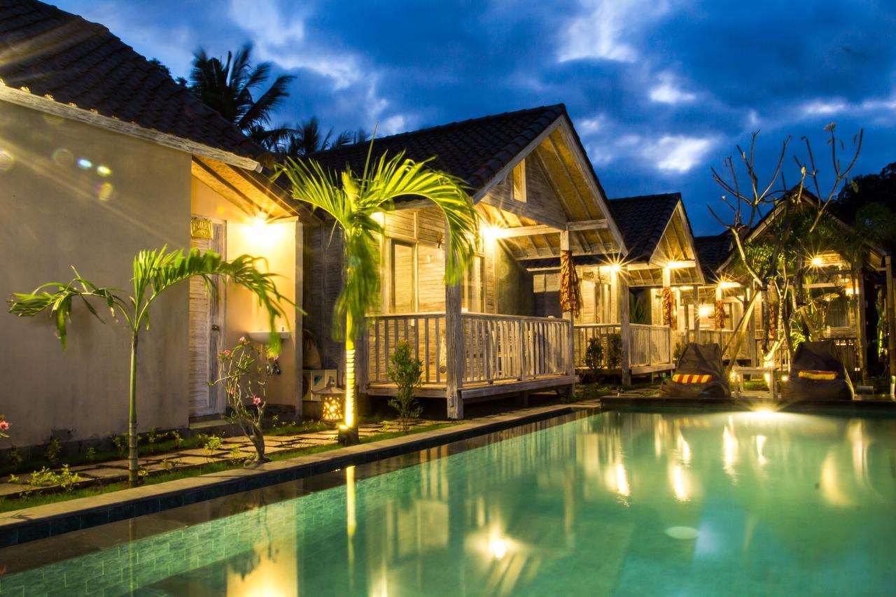 The Syron Huts Lembongan Otel Dış mekan fotoğraf