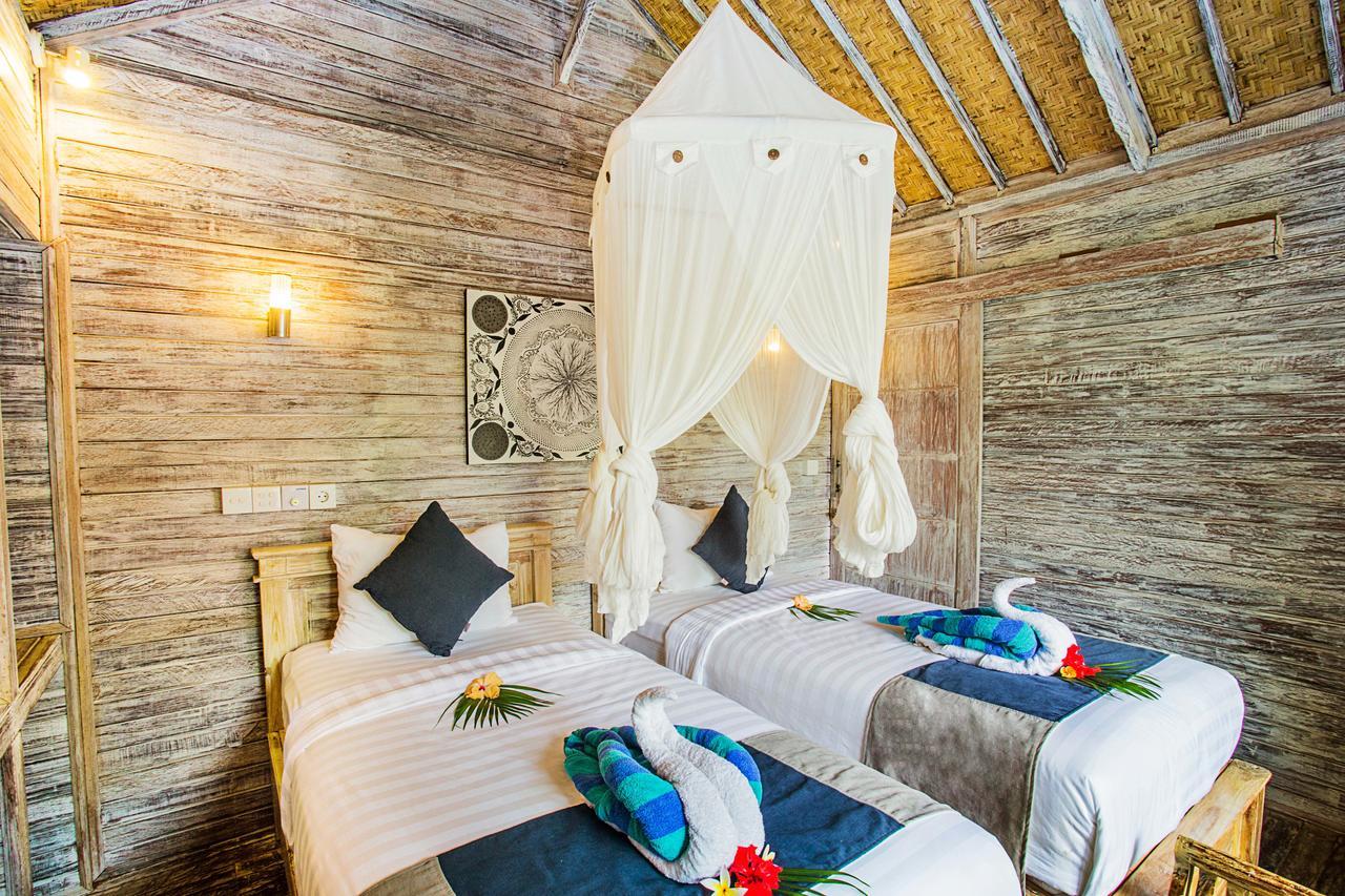 The Syron Huts Lembongan Otel Dış mekan fotoğraf