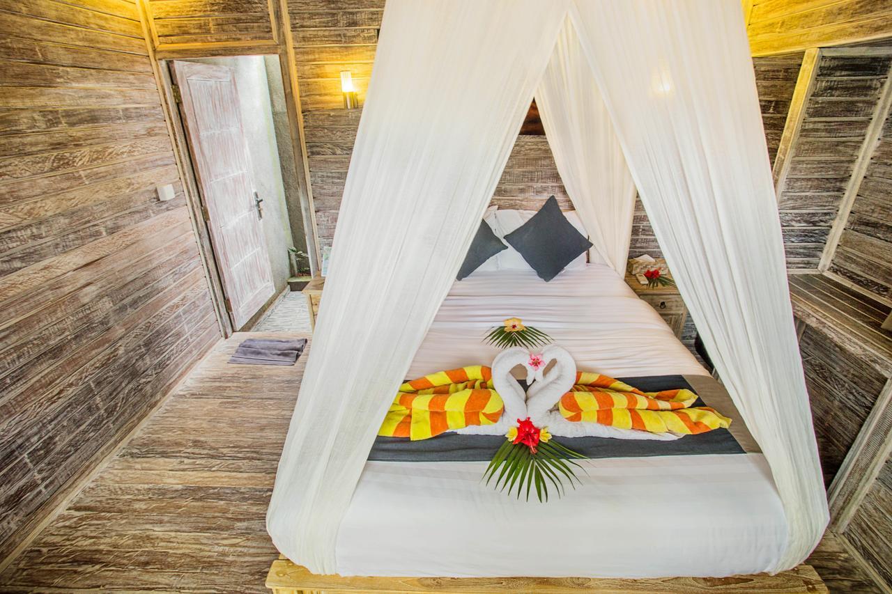 The Syron Huts Lembongan Otel Dış mekan fotoğraf