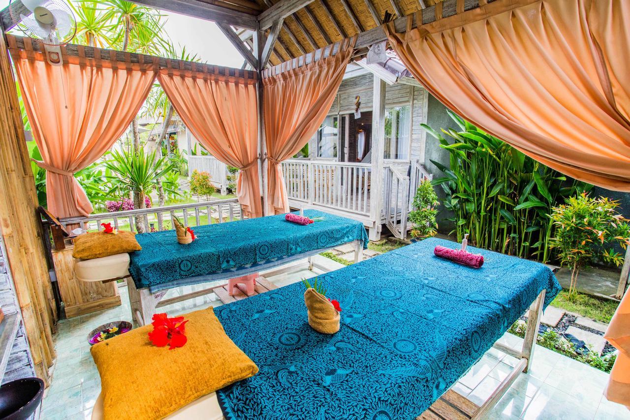 The Syron Huts Lembongan Otel Dış mekan fotoğraf