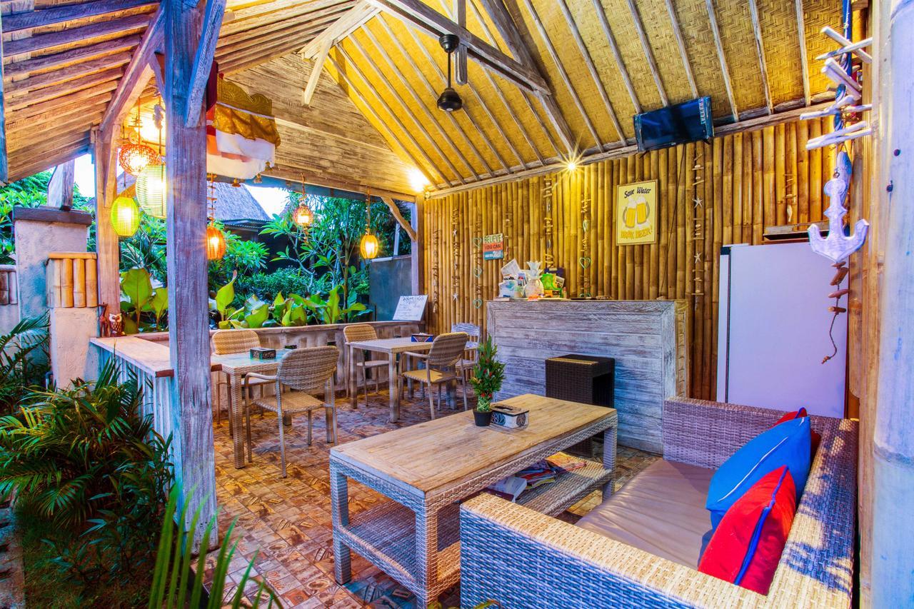 The Syron Huts Lembongan Otel Dış mekan fotoğraf